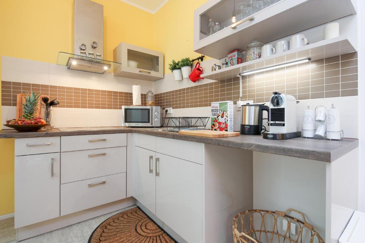 Apartment 5 Personen Altbau Nahe Kurfuerstendamm - Shakespeare