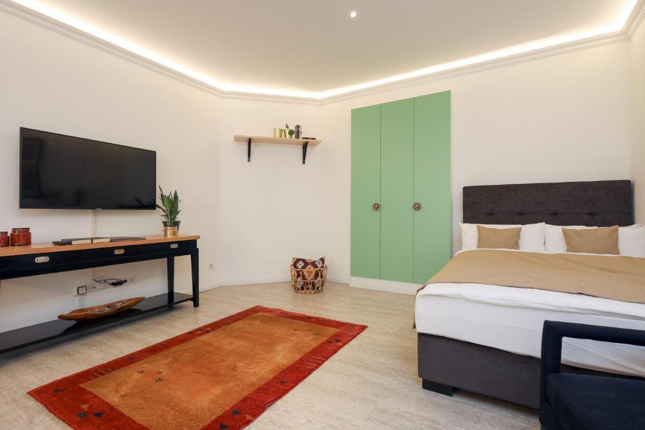 Apartment 5 Personen Altbau Nahe Kurfuerstendamm - Shakespeare *